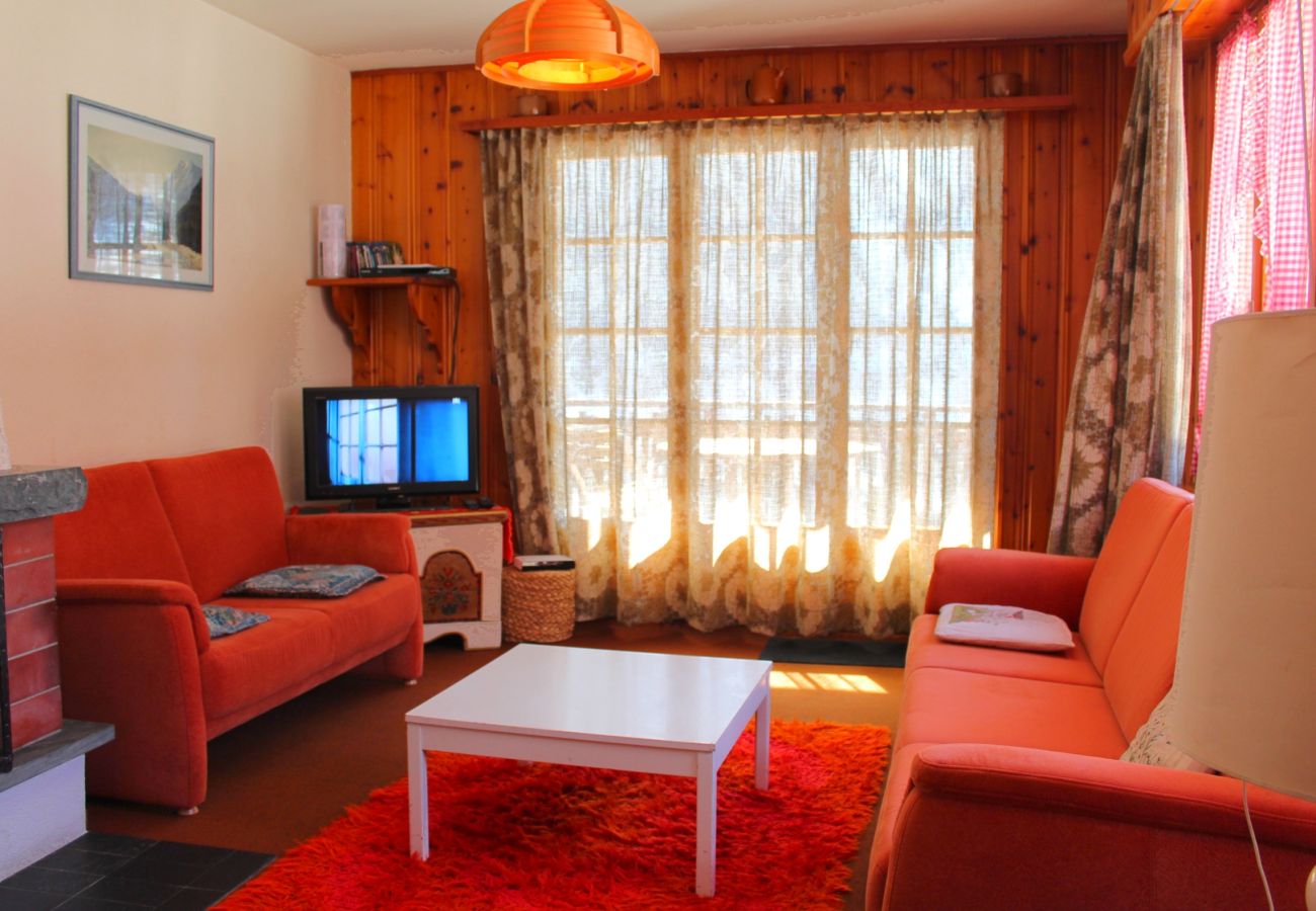 Appartement à Evolène - Chamois 29 - Proche de toutes commodités | Evolène